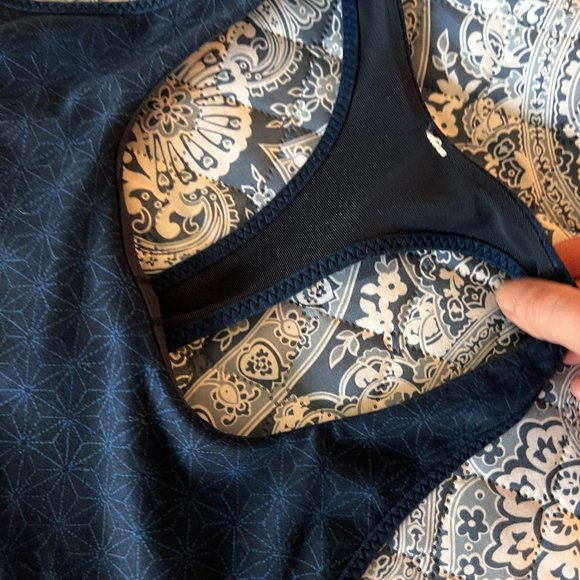 Lululemon Power Up Tank II Blue, Medium/10 - Picture 3 of 5